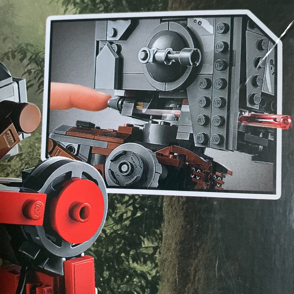 LEGO - Picture 6 of 10